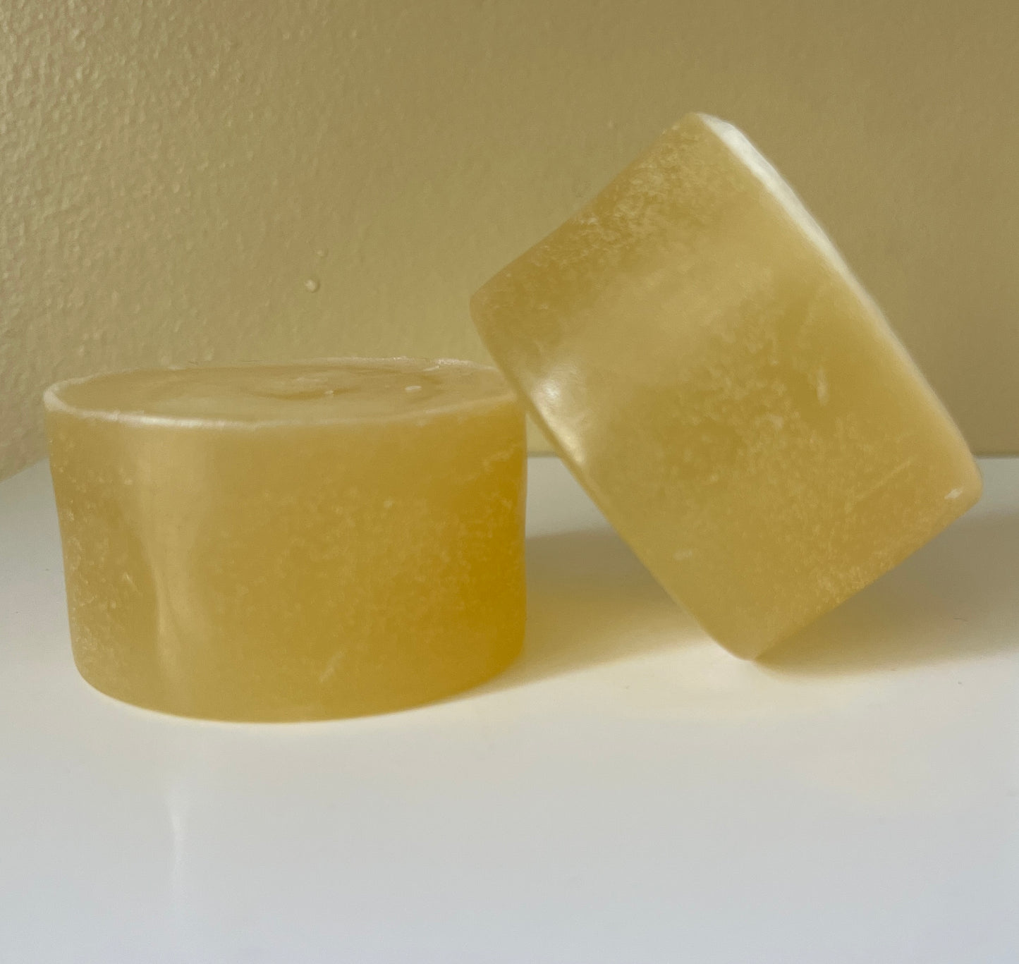 Yoni Bar